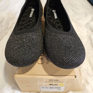Vivaia Black Glitter Flats